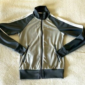 Nike Women’s Gray & White Athletic/ Running Jacket - Small/ Petite